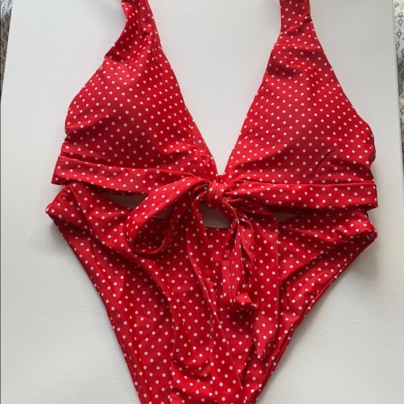 SHEIN Other - ✨3 for $20✨ Polka Dot SHEIN High Cut Bikini